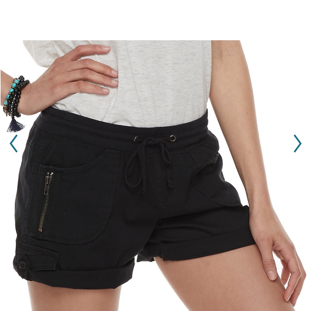 Nwt UnionBay Christy shorts. Size medium